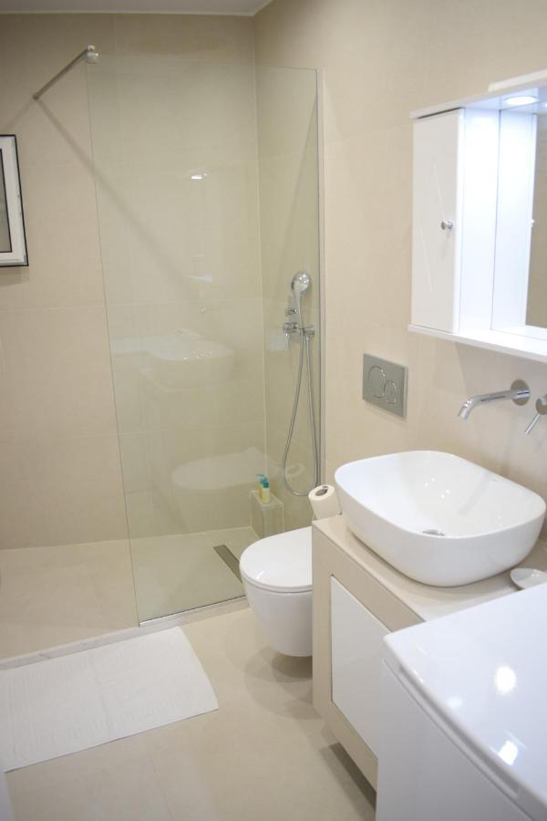 Parthenon Retreat Appartement Athene Buitenkant foto